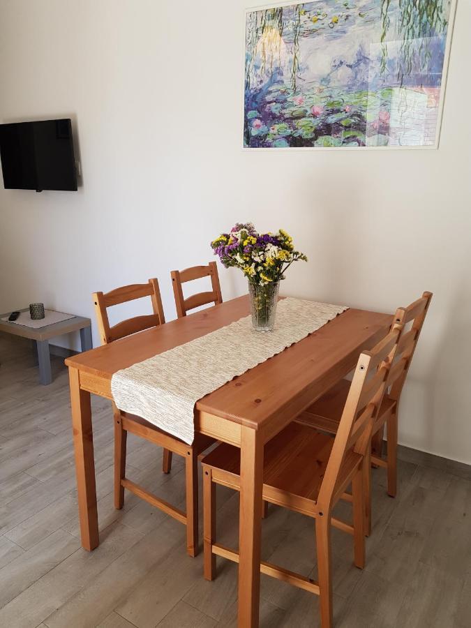 Apartments Ruzica Zaostrog Eksteriør billede