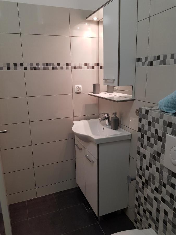 Apartments Ruzica Zaostrog Eksteriør billede