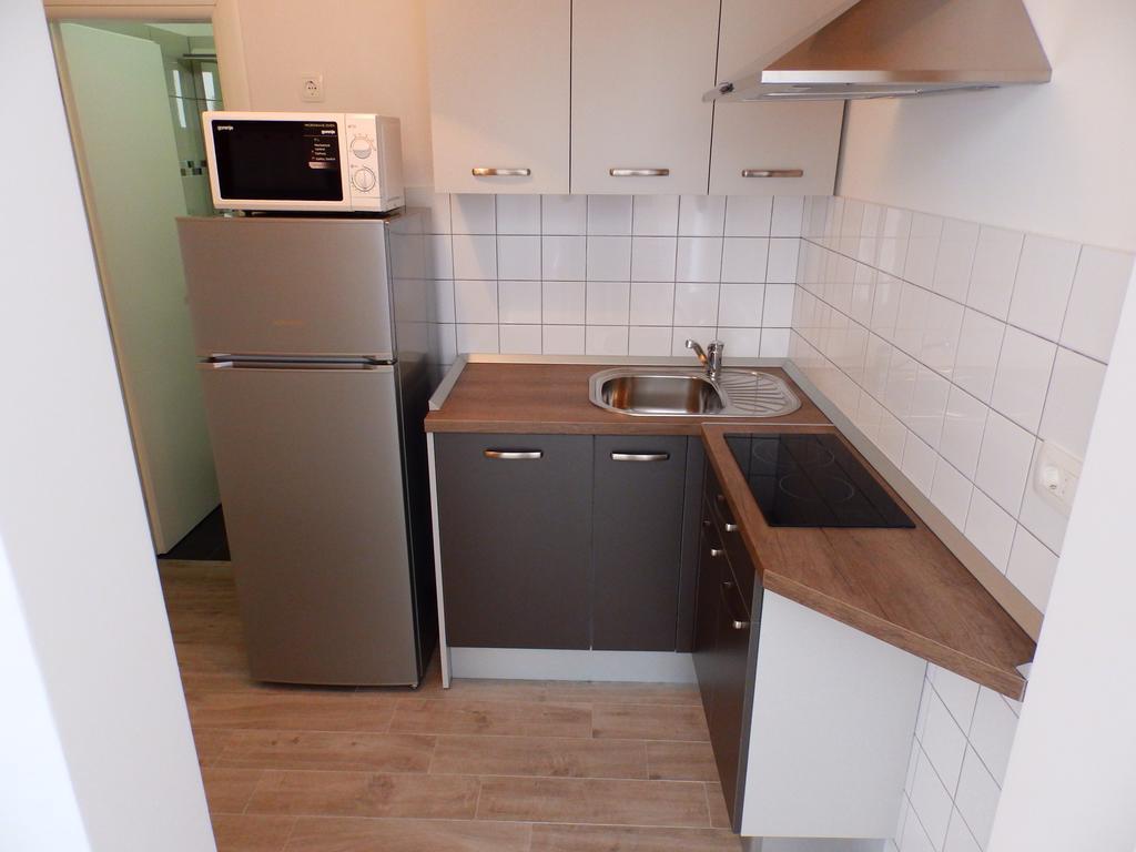 Apartments Ruzica Zaostrog Eksteriør billede